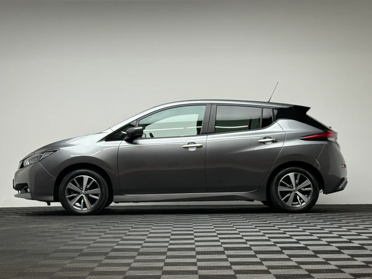 Nissan Leaf EV 40KWH SV COLD PACK - Image 4