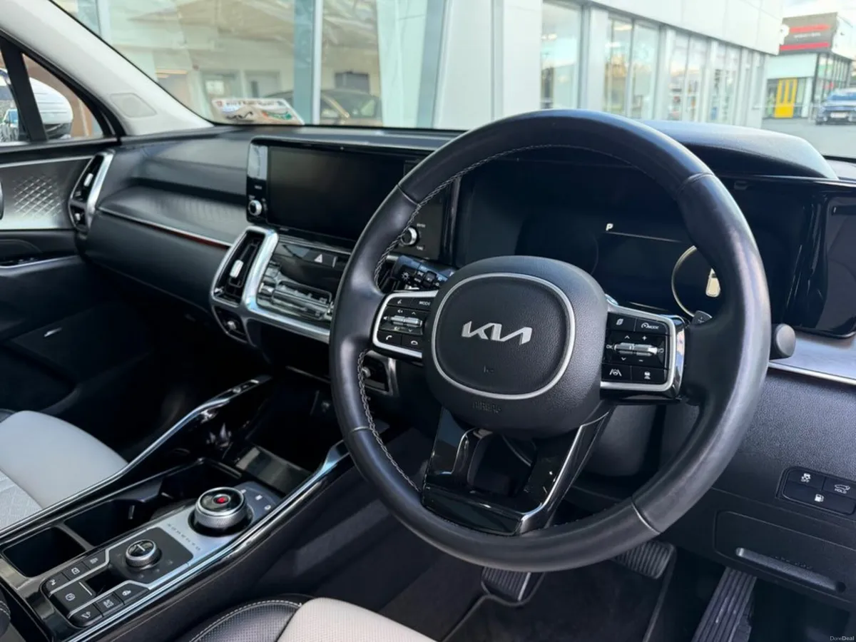 Kia Sorento Phev K4 MY22 6DR Auto - Image 2