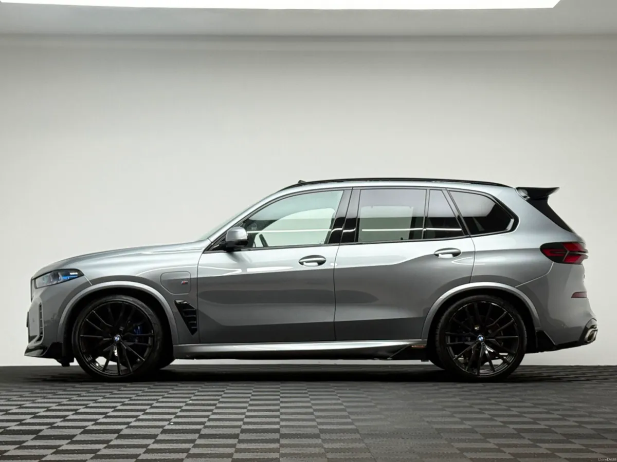 BMW X5 50E M SPORT XDRIVE *HUGE SPEC* - Image 4