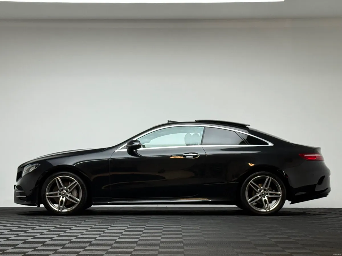 Mercedes-Benz E-Class 220D COUPE AMG LINE PREMIUM - Image 4