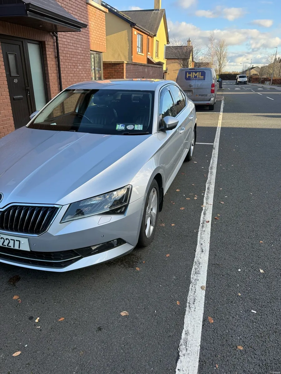 Skoda Superb 2016 - Image 3