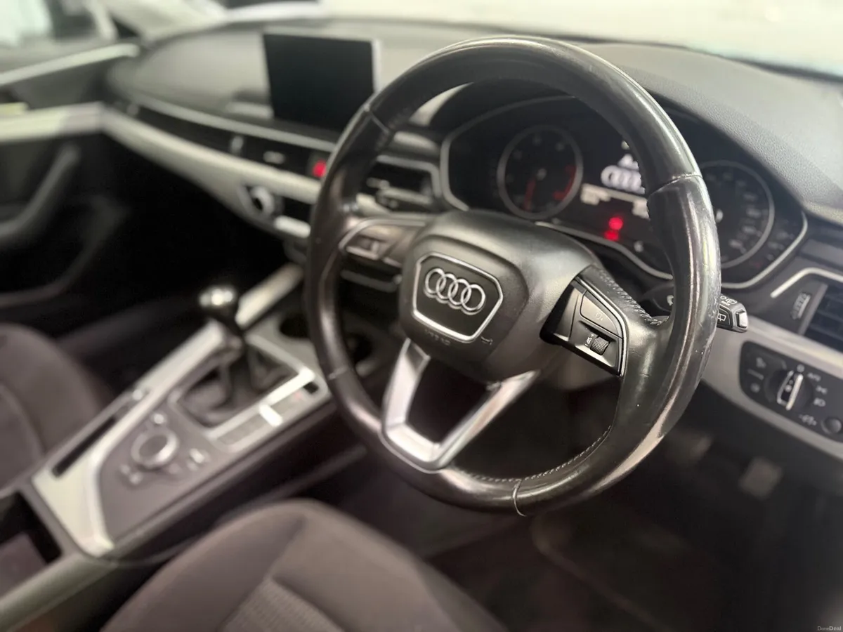 Audi A4 2016. 2.0TDI. SE ULTRA - Image 3