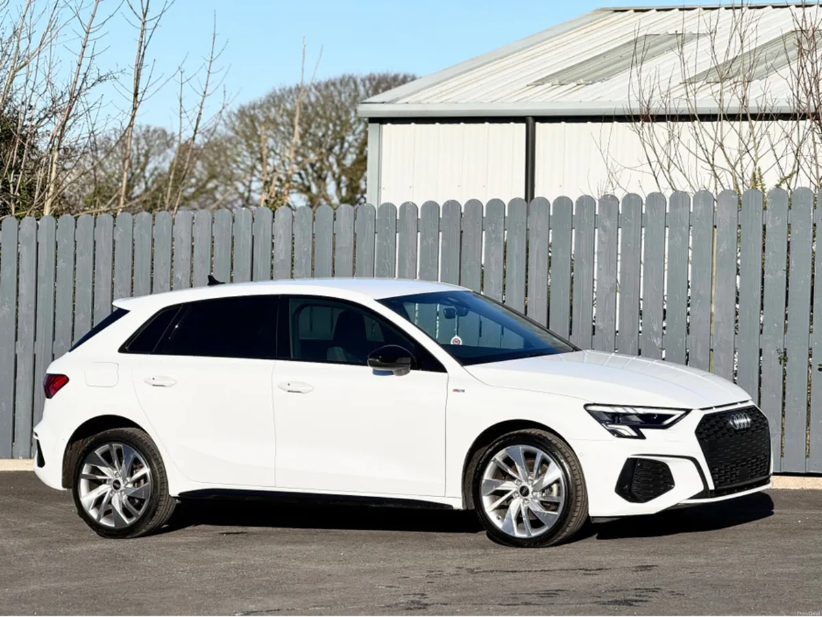 Audi A3 STUNNING HIGH SPEC 204BHP A3 - Image 3