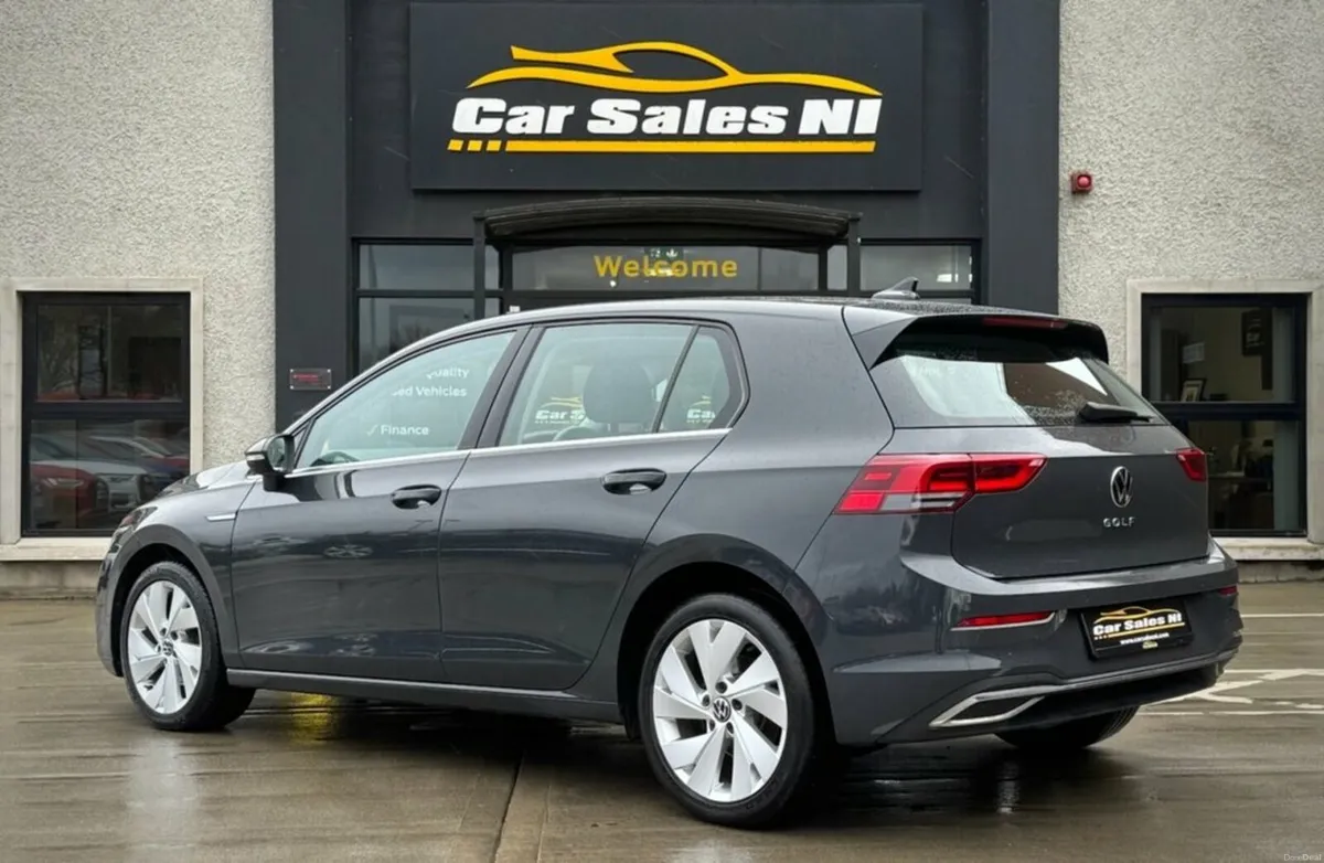 2.0 TDI Style Hatchback 5dr Diesel DSG Euro 6 (s/s - Image 4