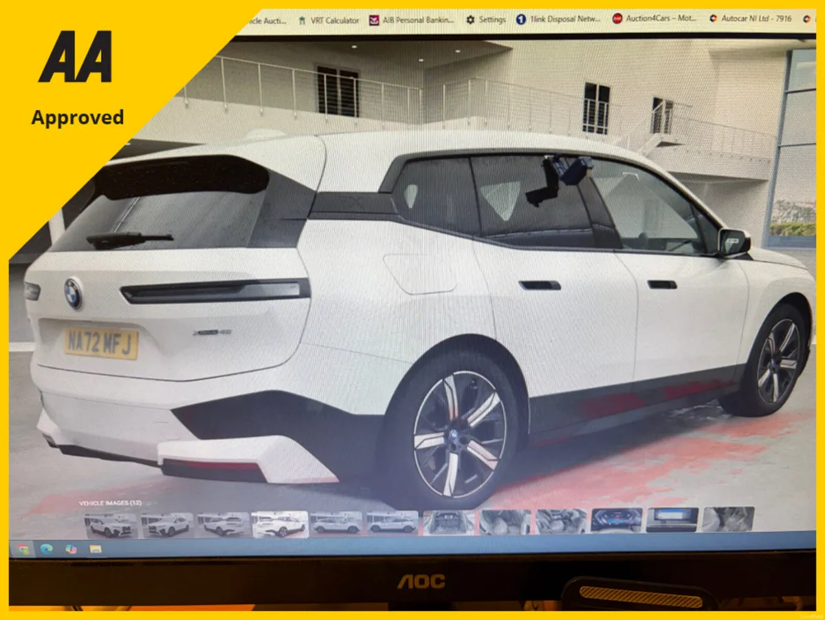 BMW iX XDRIVE40 M SPORT - Image 3
