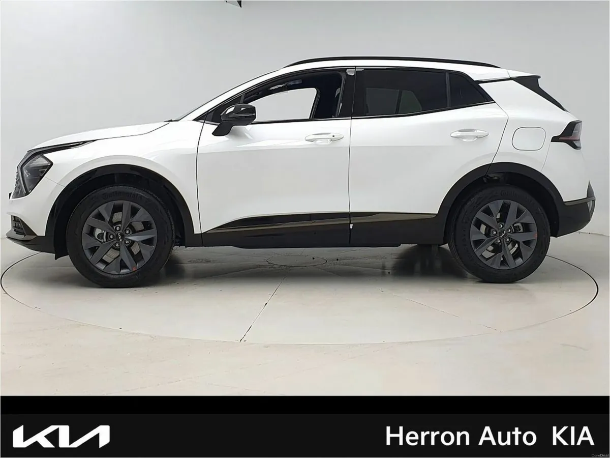 Kia Sportage HYBRID | LOW MILEAGE - Image 4