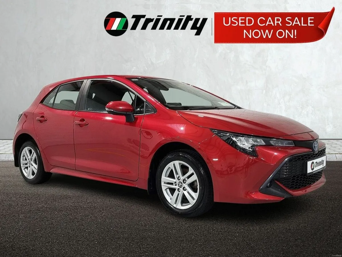 Toyota Corolla ** STUNNING CAR ** 1.8 HYBRID ** LU - Image 1