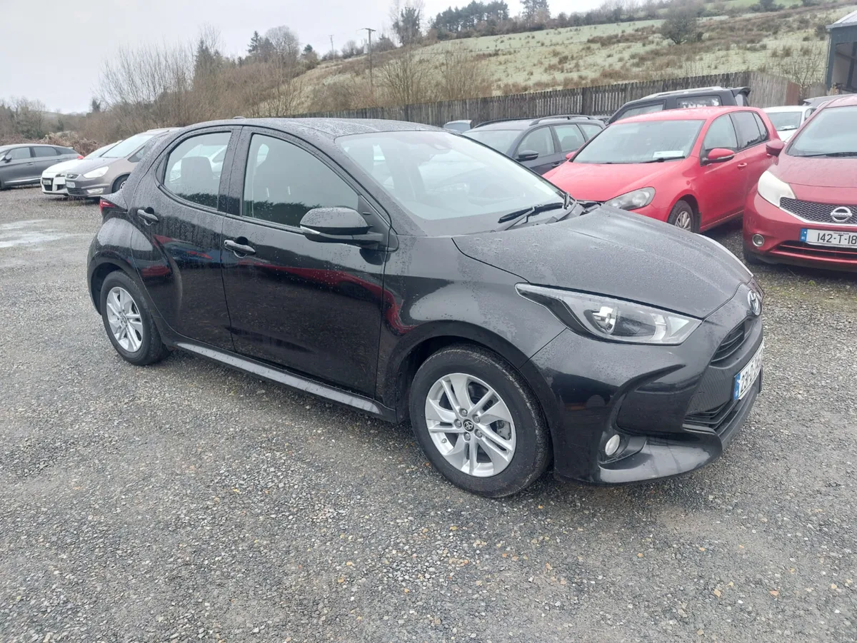 Toyota Yaris 2023 - Image 6