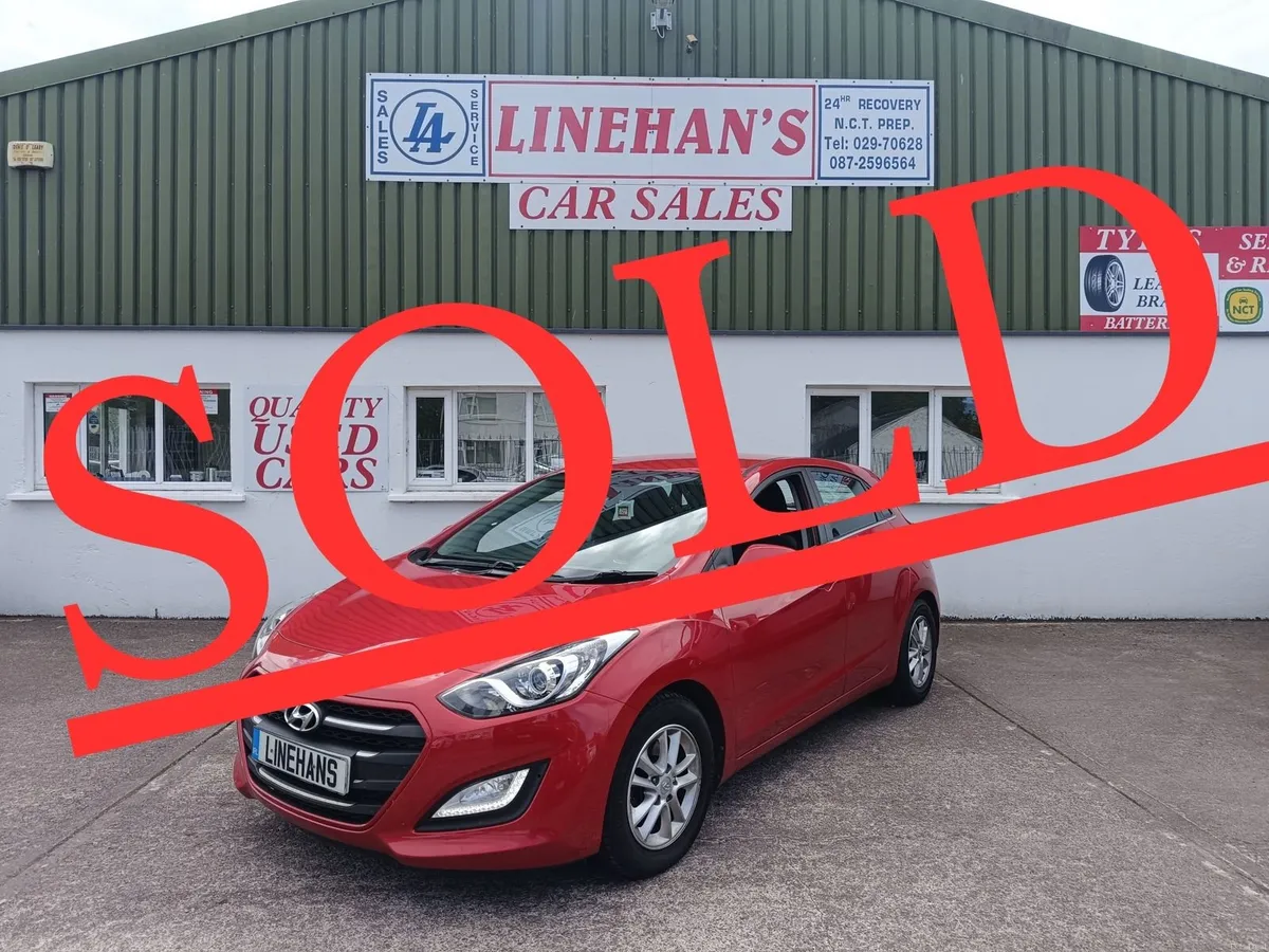 Hyundai i30 1.6 CRDI SE, low miles + SAT NAV! - Image 1