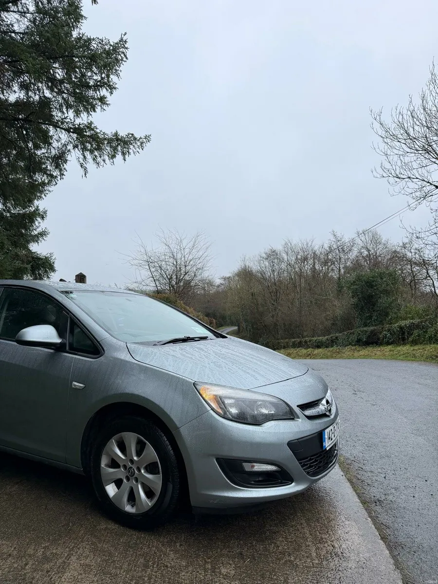 Opel Astra - Image 4