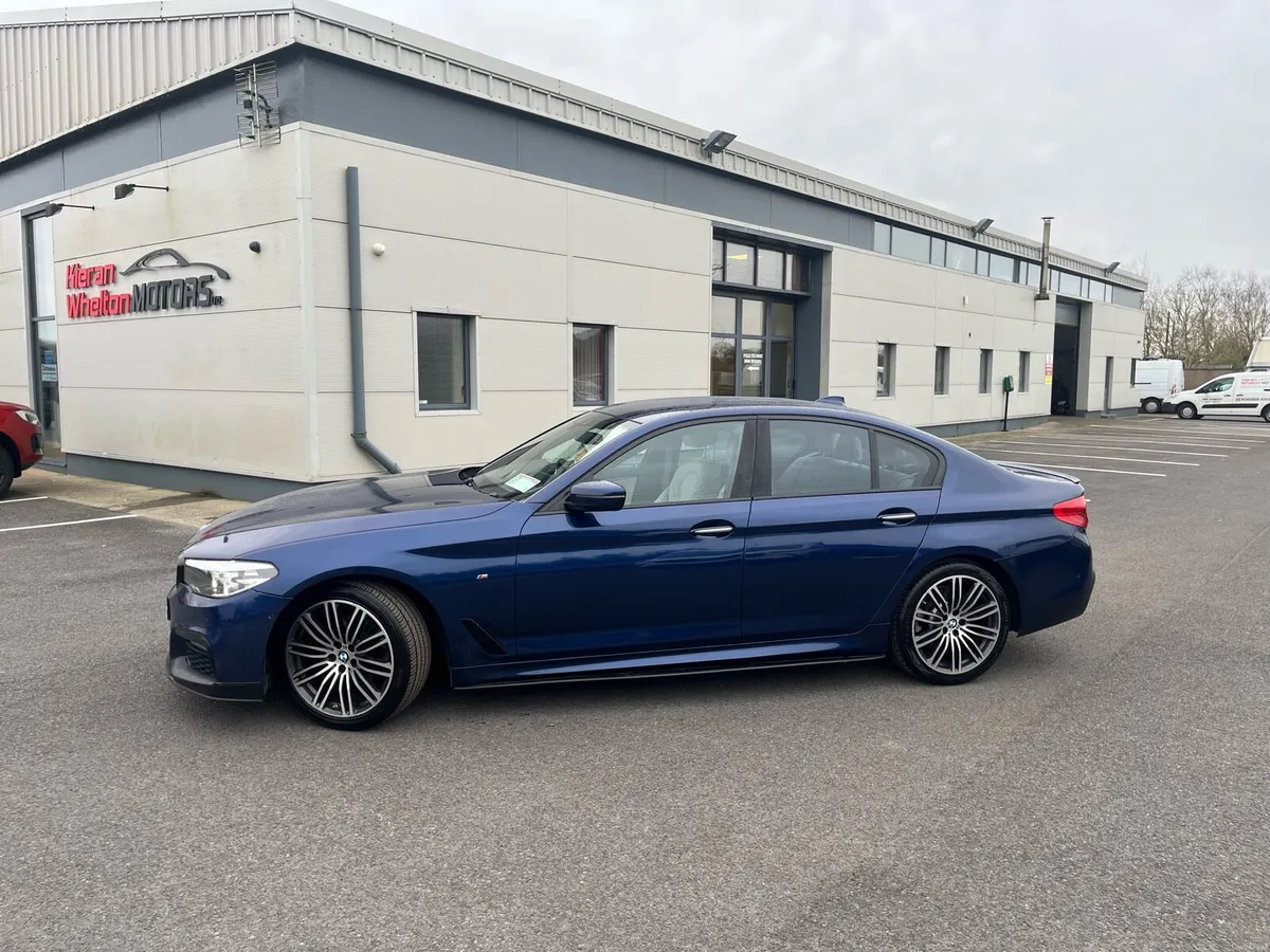 2017 BMW 520D MSPORT - Image 3