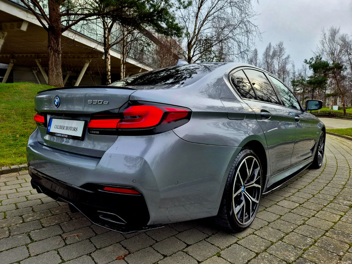 231 BMW 530e M-SPORT M-PERFORMANCE HARMON KARDON - Image 3