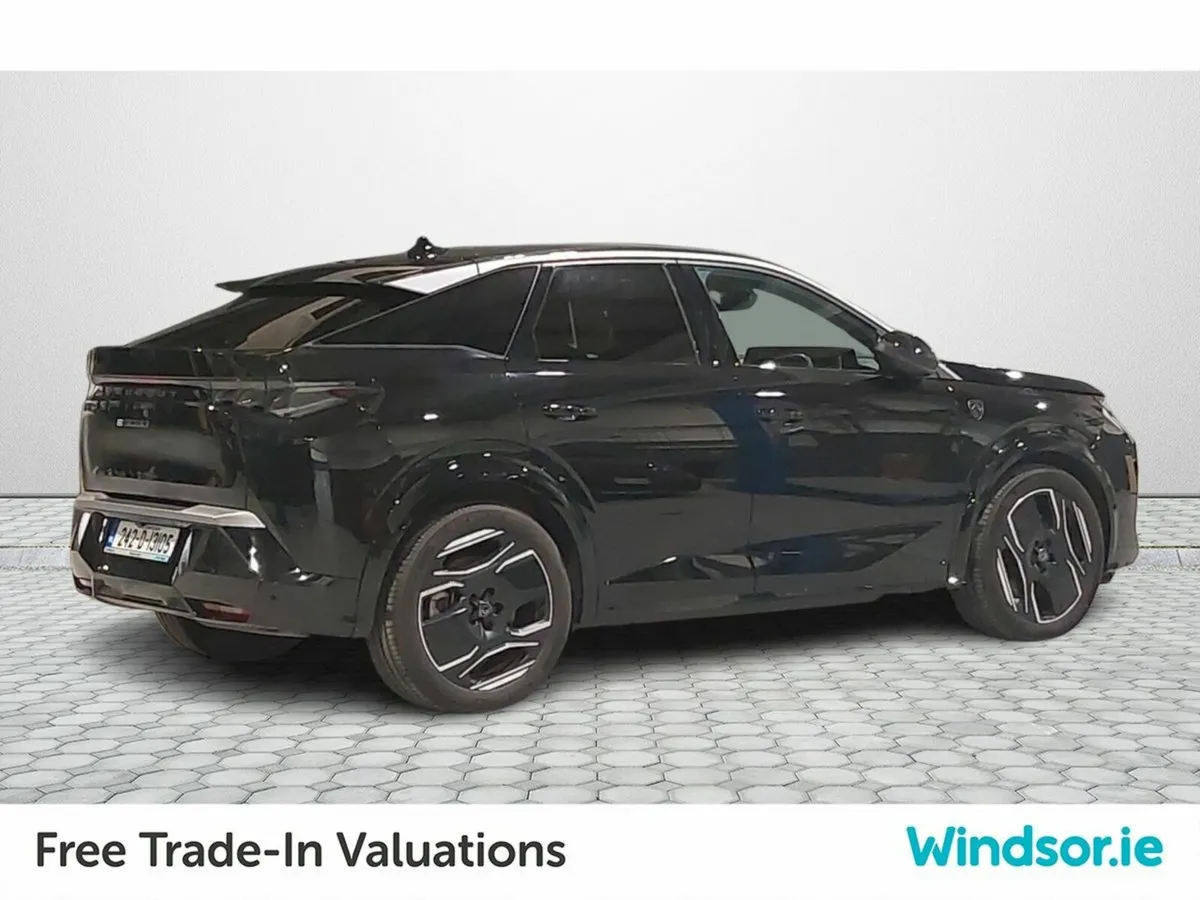 Peugeot 3008 GT BEV 73kWH 210BHP - Image 2