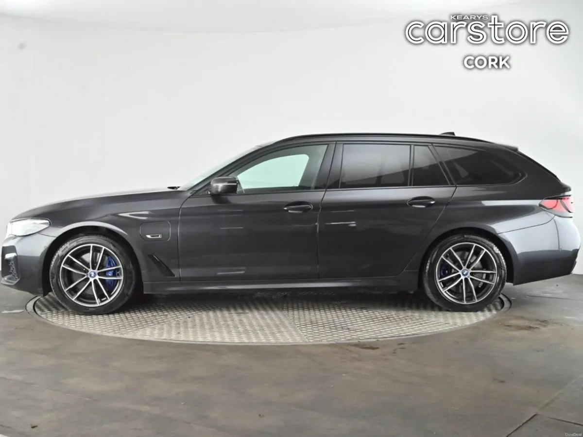 BMW 5-Series 530 E M Sport Auto  530 e M Sport  53 - Image 6