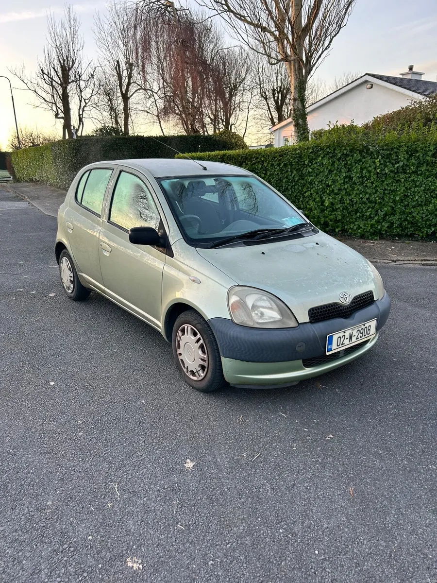 Toyota Yaris 2002 - Image 4