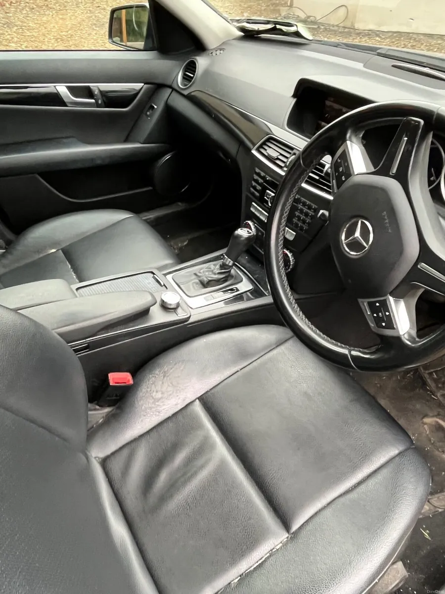 Mercedes-Benz C-Class 2013 - Image 4