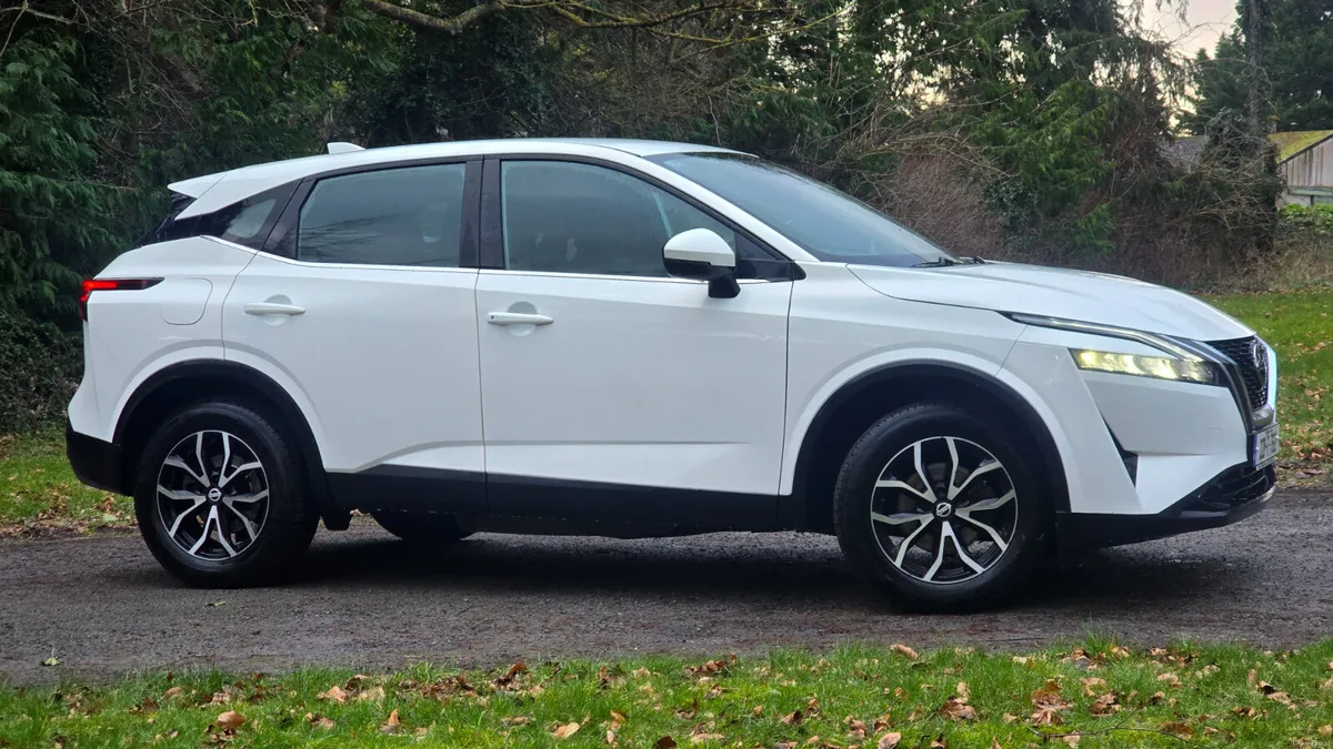 2022 Nissan Qashqai 1.3 Petrol SV New Model - Image 3