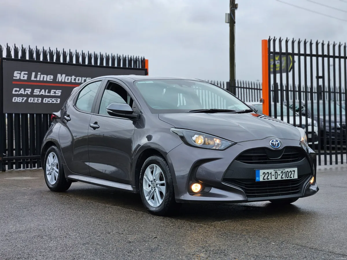 Yaris Hybrid Luna 4DR – Automatic, High Spec - Image 1