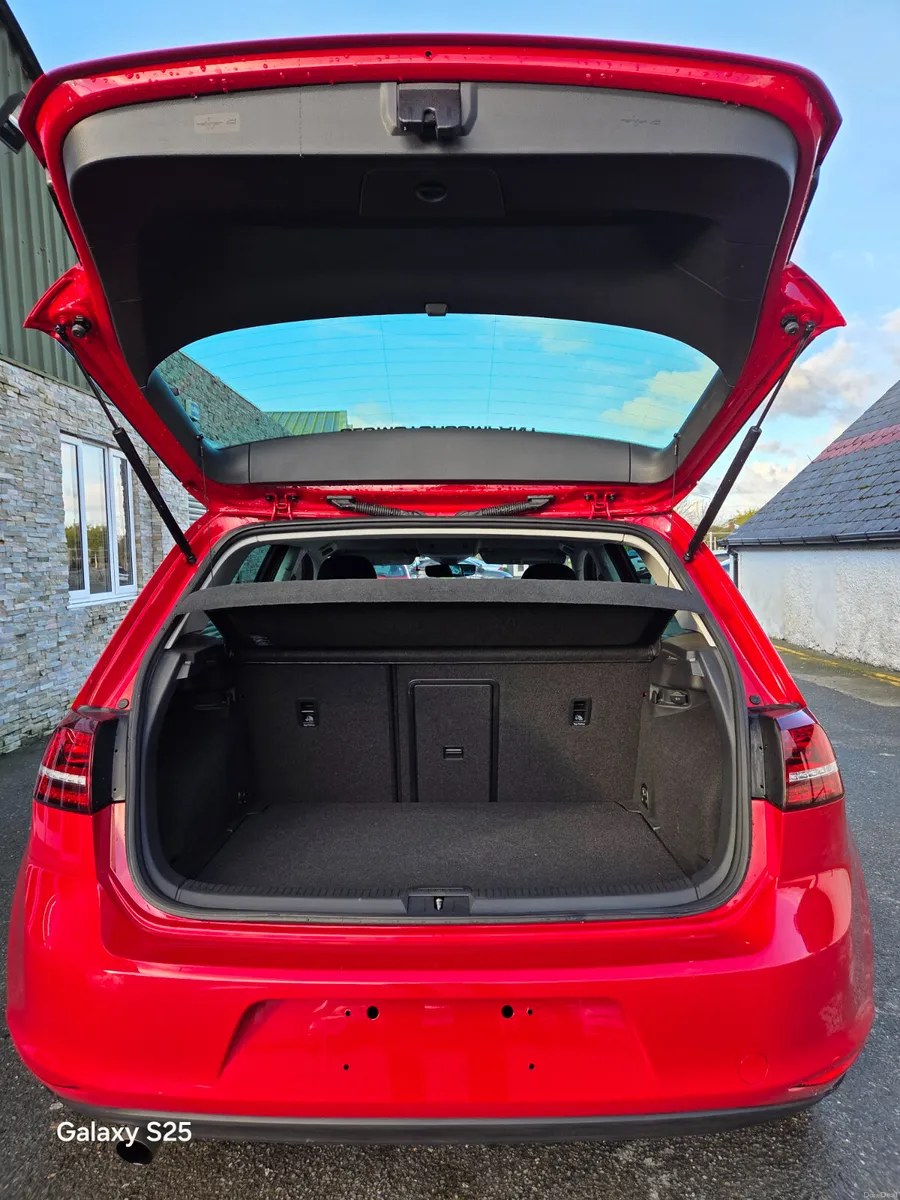 Volkswagen Golf 2017 1.2tsi comfort line - Image 4