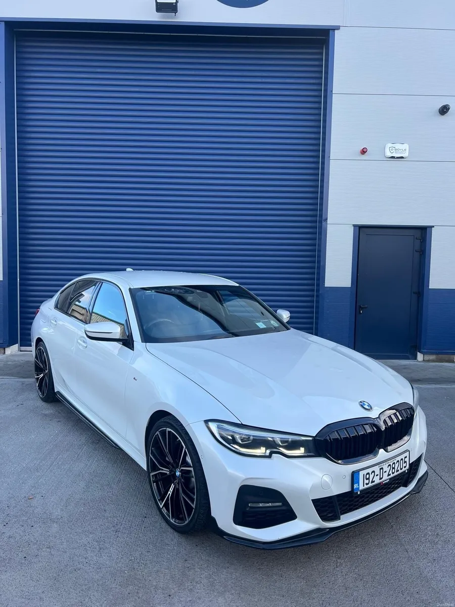 BMW 3 Series M-Sport - Image 1