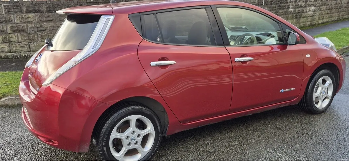 12 Nissan Leaf EV Auto NCT and Tax - Image 2