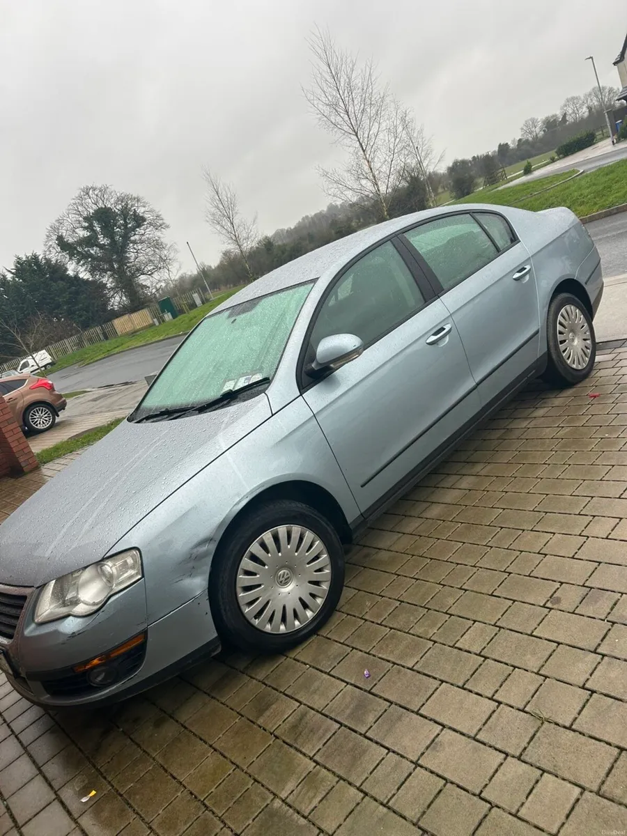 Volkswagen Passat B6 - Image 1