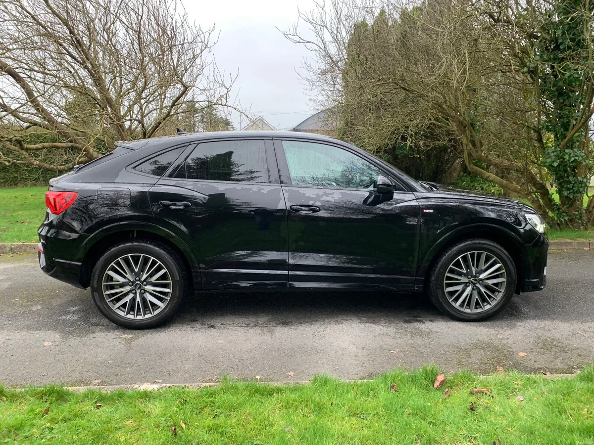 Audi Q3 2022 S-Line Black Edtn. Sportback - Image 3