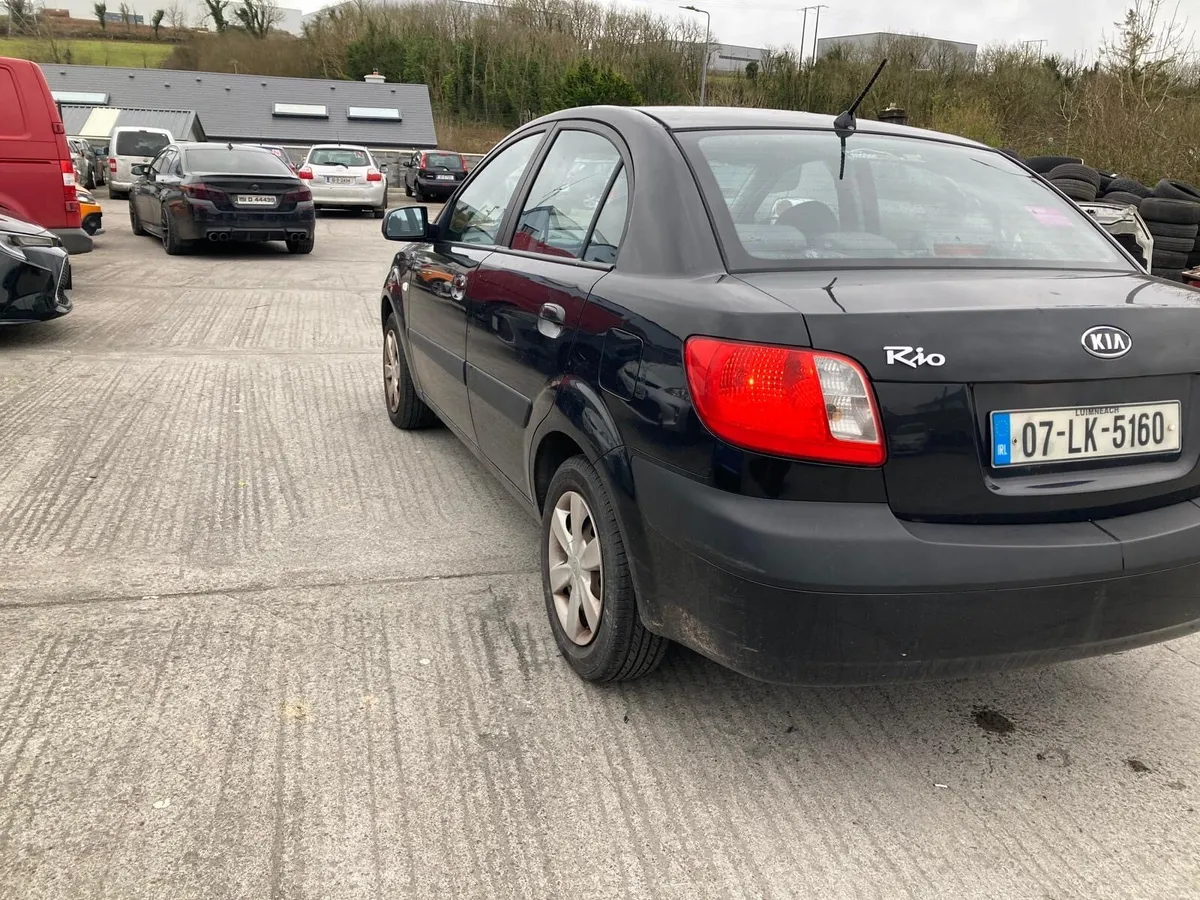 07 Kia Rio  nct 09/26 - Image 2