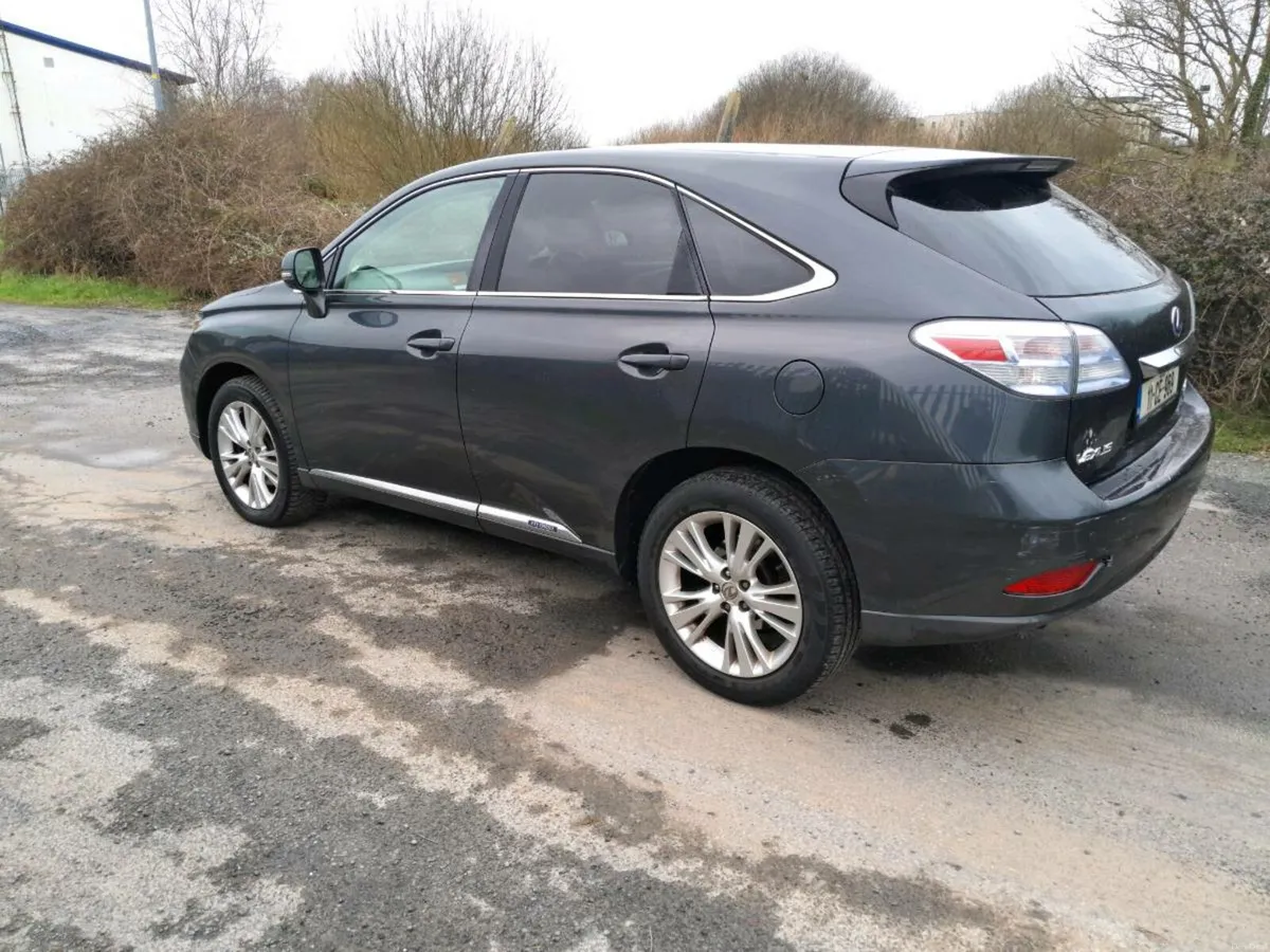 2011 Lexus RX450h - Image 3