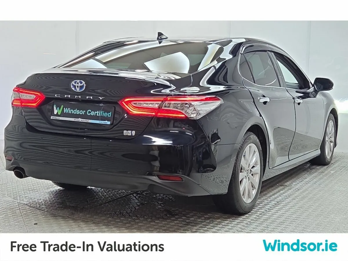 Toyota Camry G 2.5 Hybrid *TOP SPEC* - Image 2