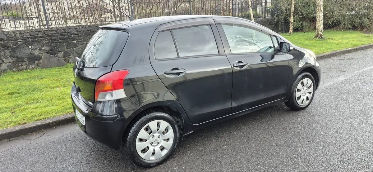 09 Toyota Vitz Auto New NCT and taxed - Image 4