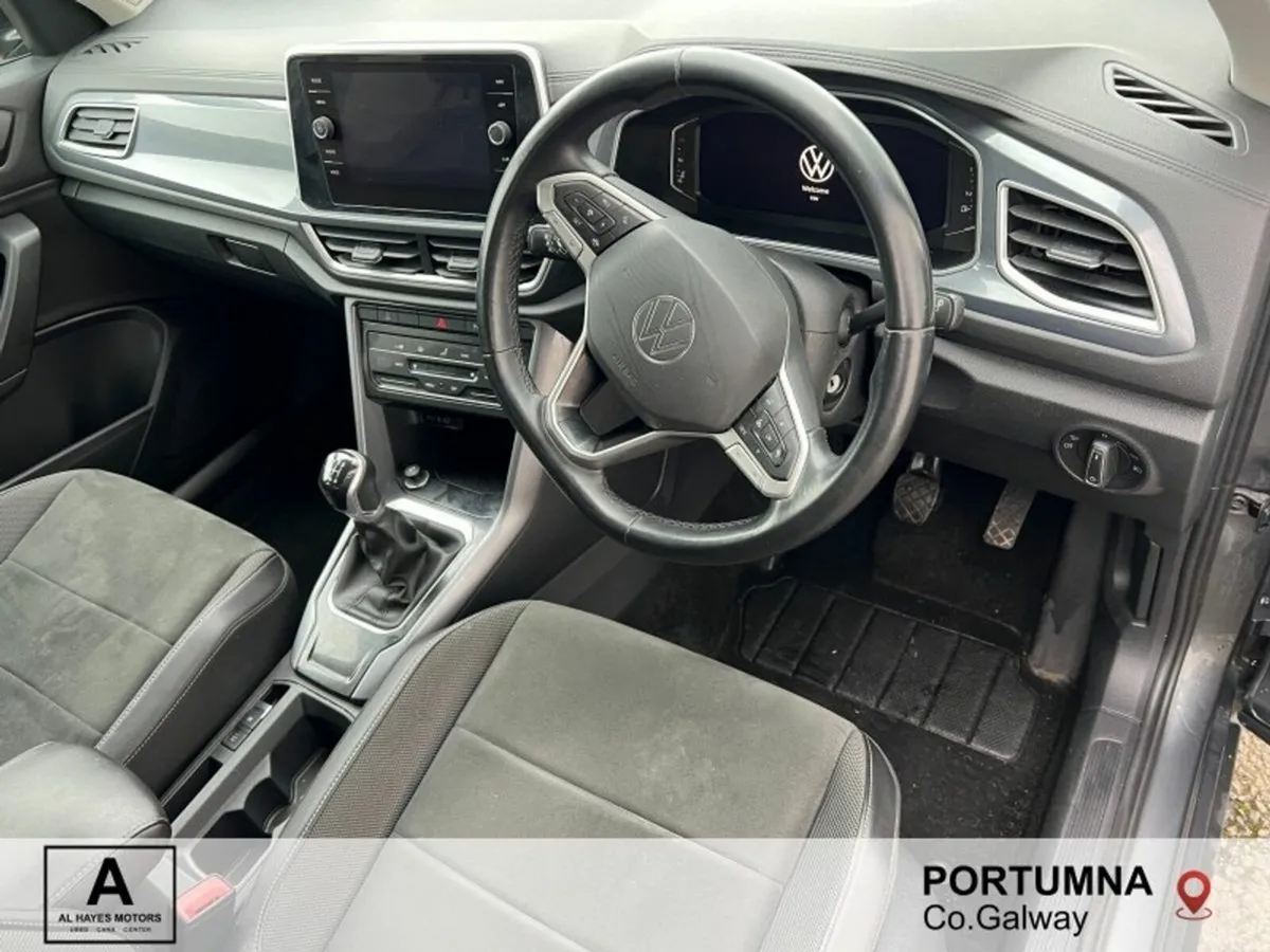 Volkswagen T-Roc STYLE 2.0 TDI 6SPEED 116BHP - Image 6