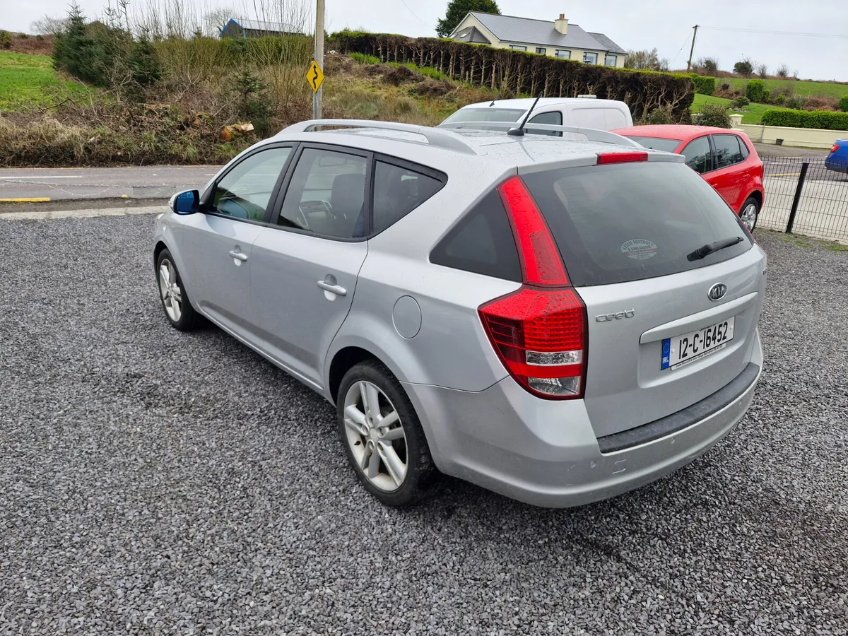 Kia Ceed 2012 - Image 3