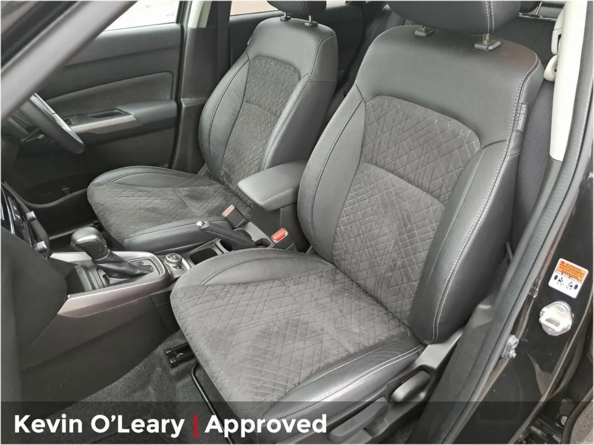 Suzuki Vitara 1.5 HEV SZ-5 ALLGRIP - Image 4