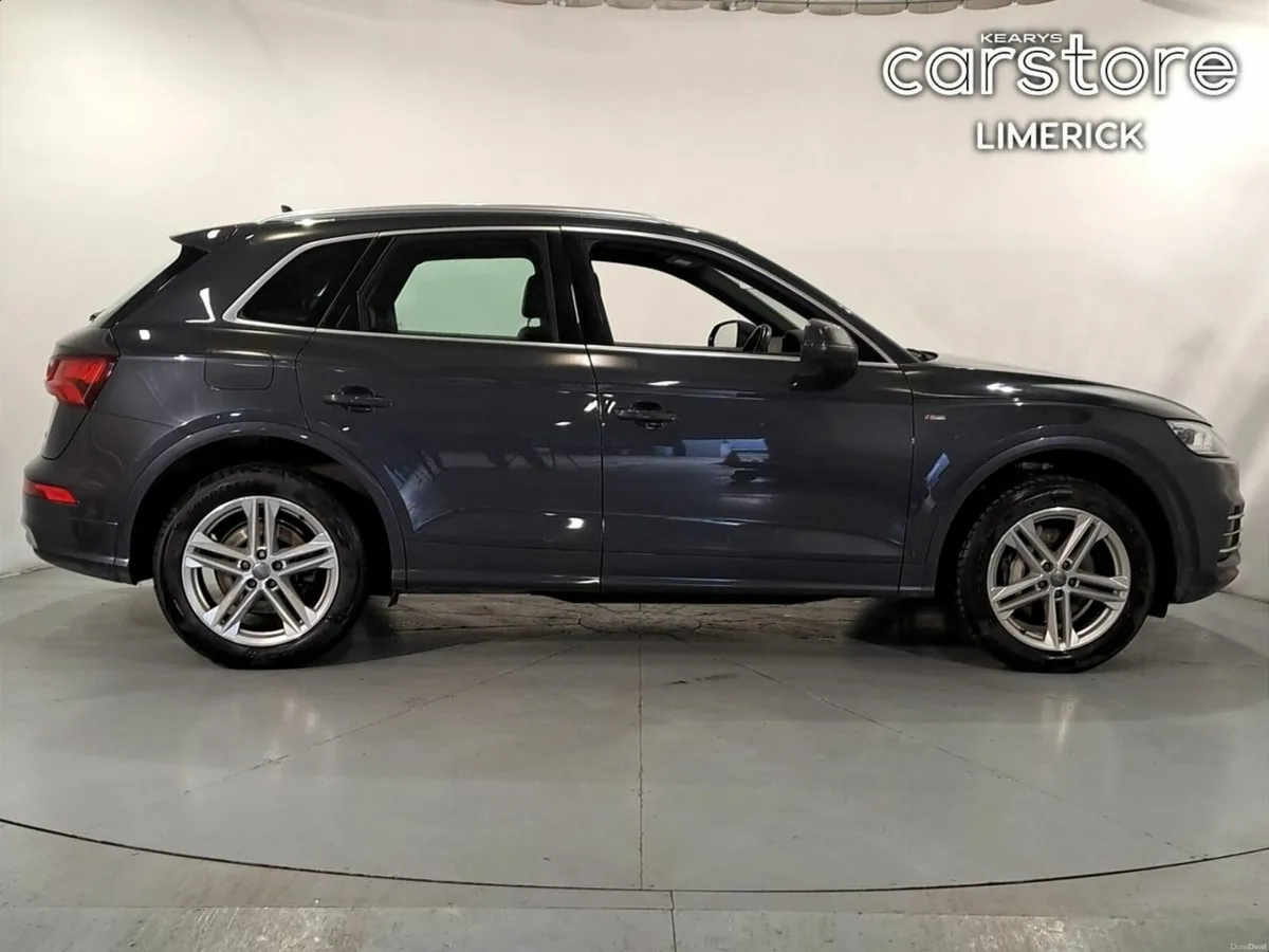Audi Q5 50TFSI e S Line Auto - Image 2