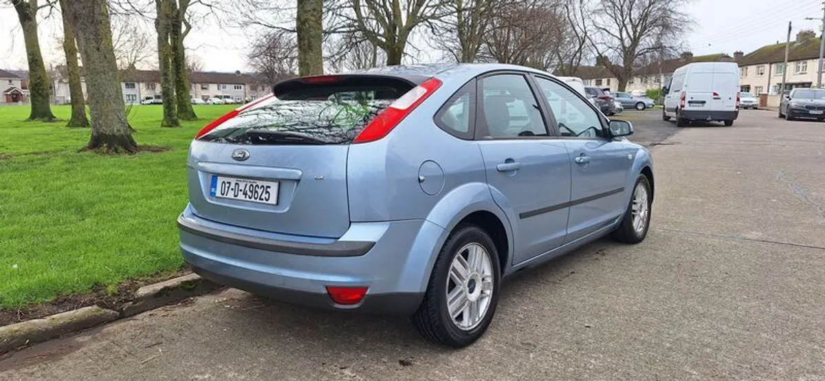 2007 Ford Focus - Image 4