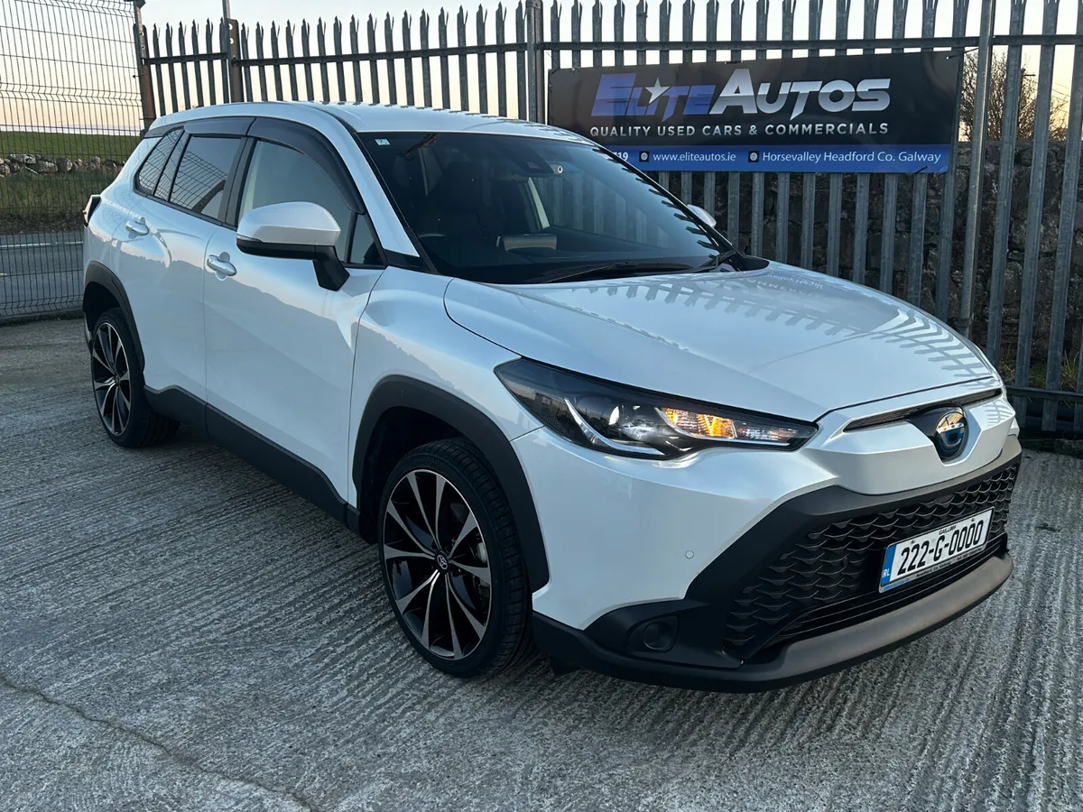 Toyota  Corolla Cross Hybrid 2022 - Image 4