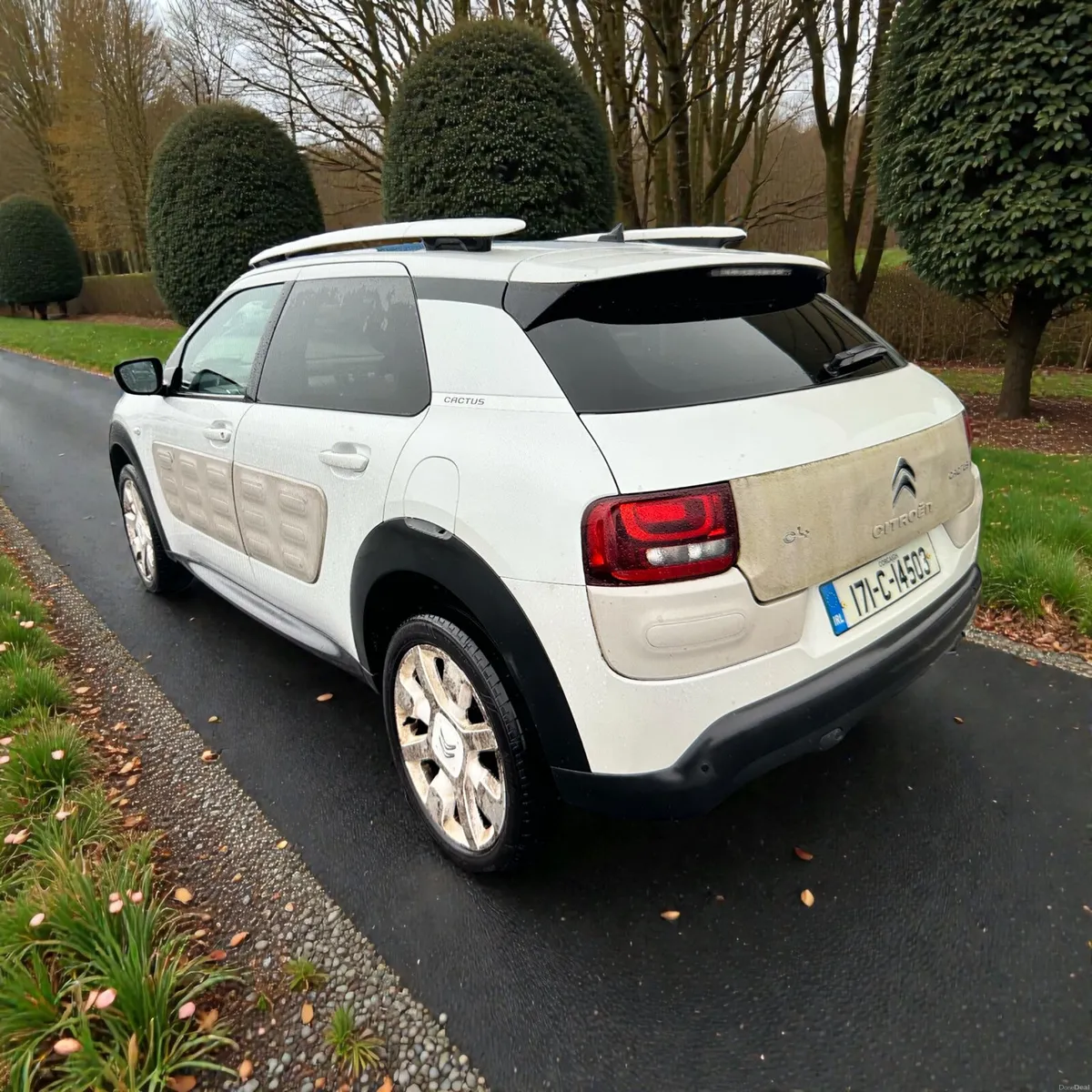 2017 Citroen C4 Cactus 1.2 PureTech 75 Touch - Image 2