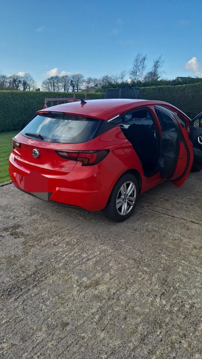 Vauxhall Astra 2017 - Image 4