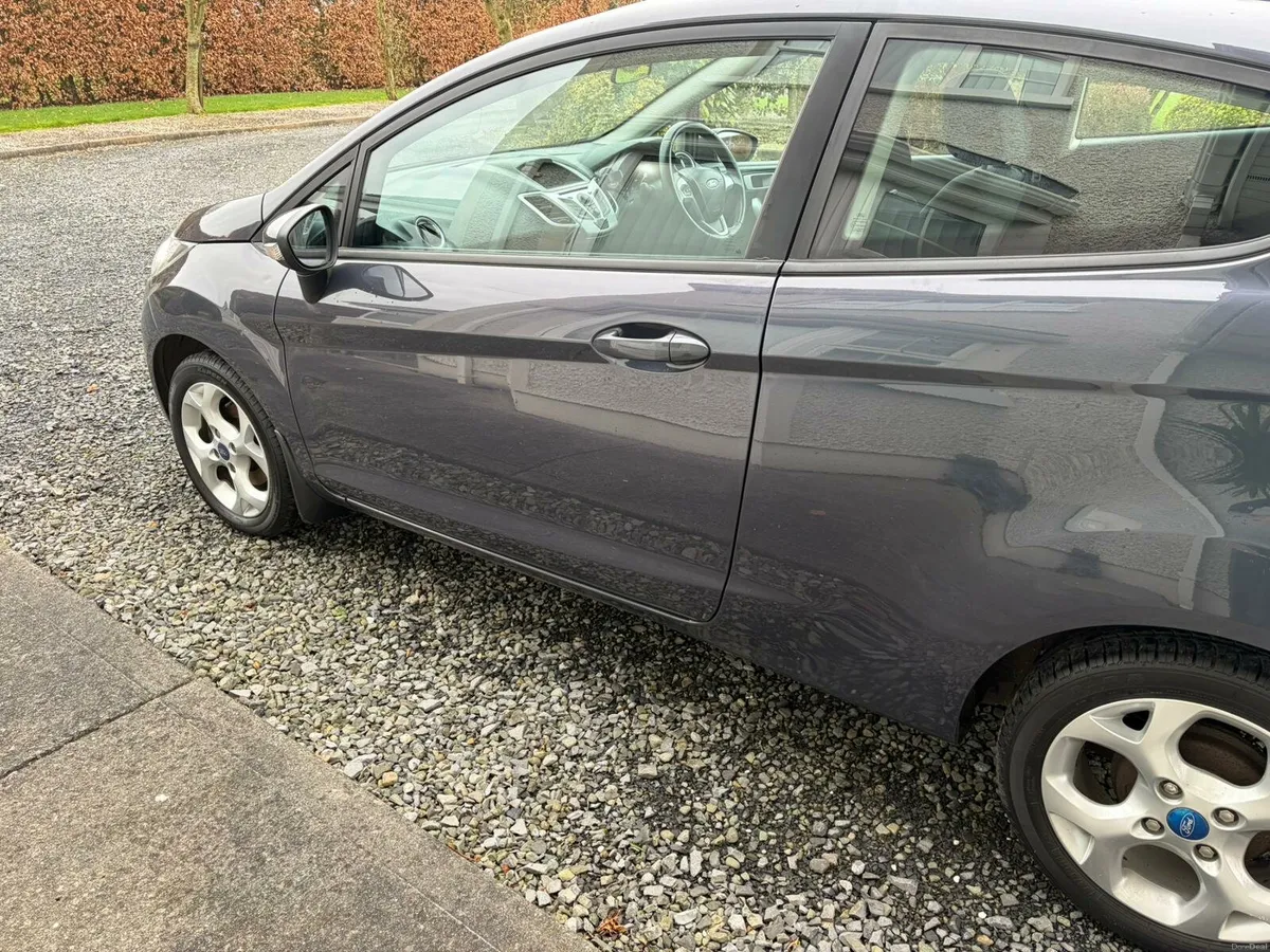 Ford Fiesta - Image 3