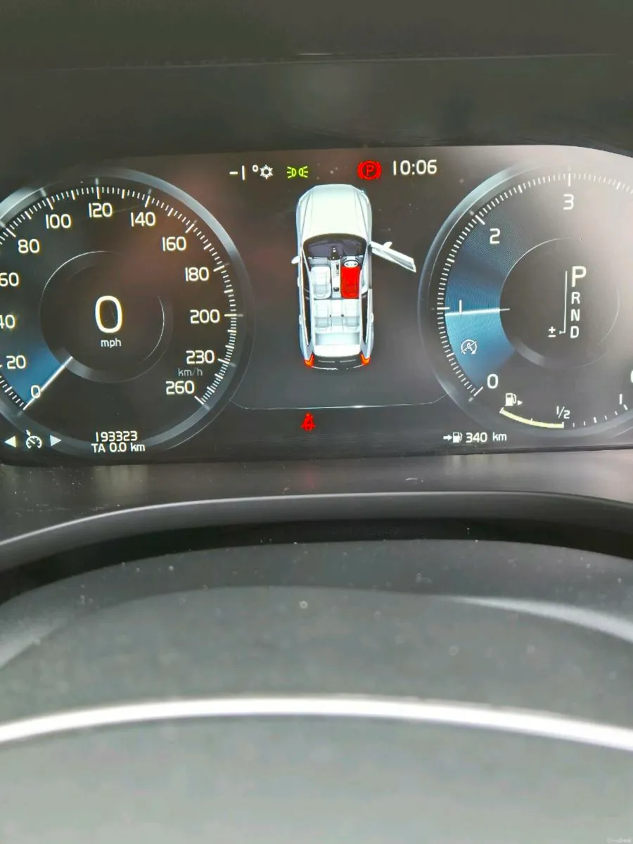 Volvo XC 60 - Image 3