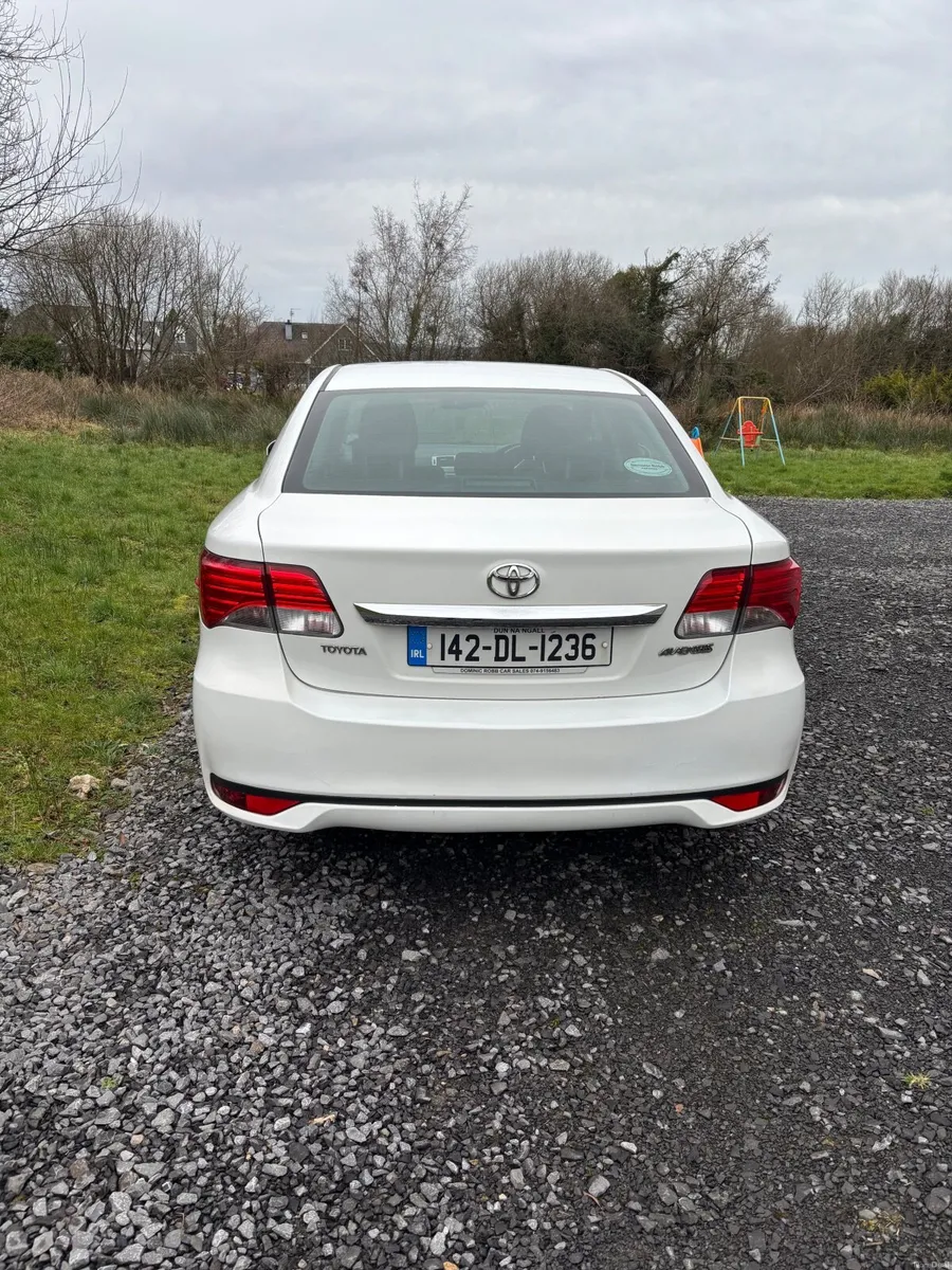 Toyota Avensis 2014 - Image 4