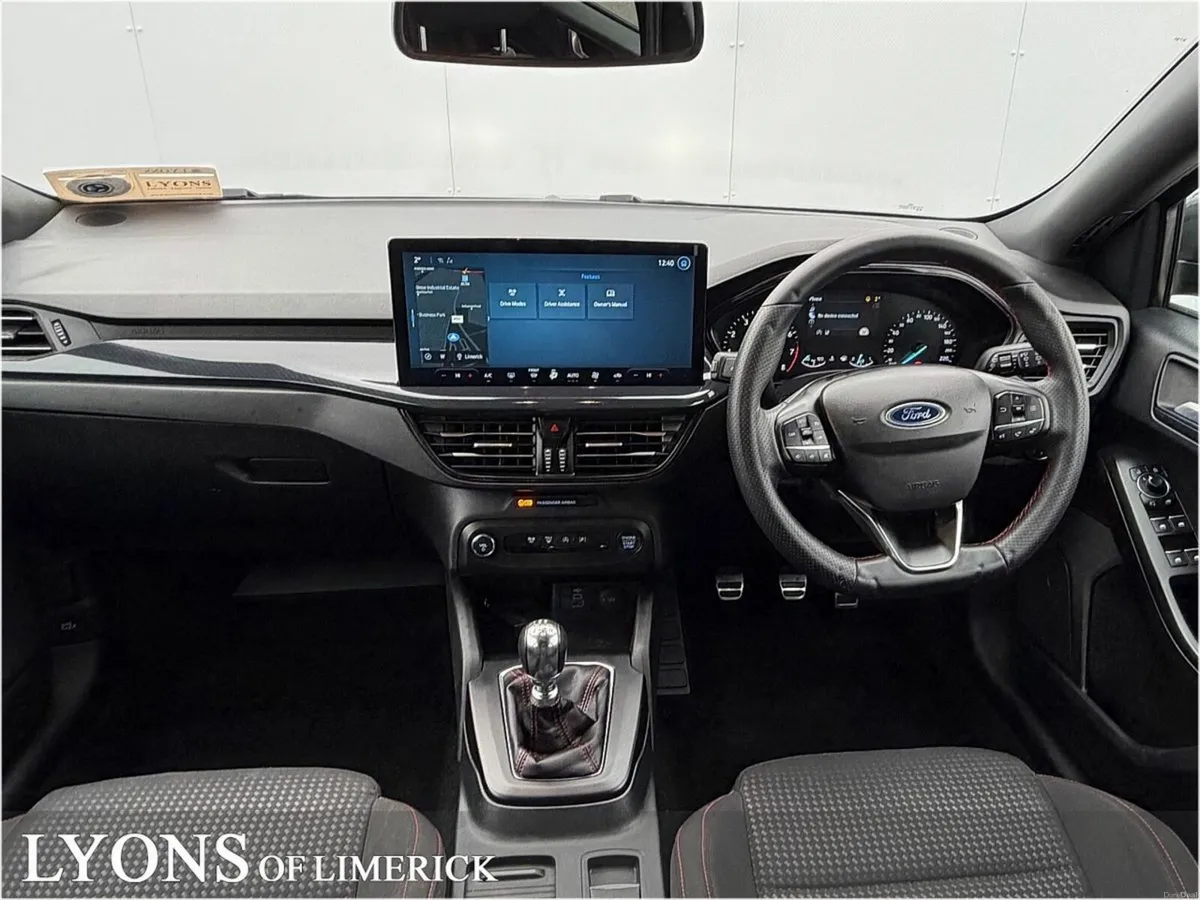 Ford Focus ST-Line X 1.0L EcoBoost 125PS mHEV - Image 4