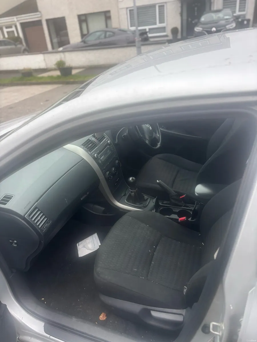 2009 Toyota Corolla Diesel - Image 4