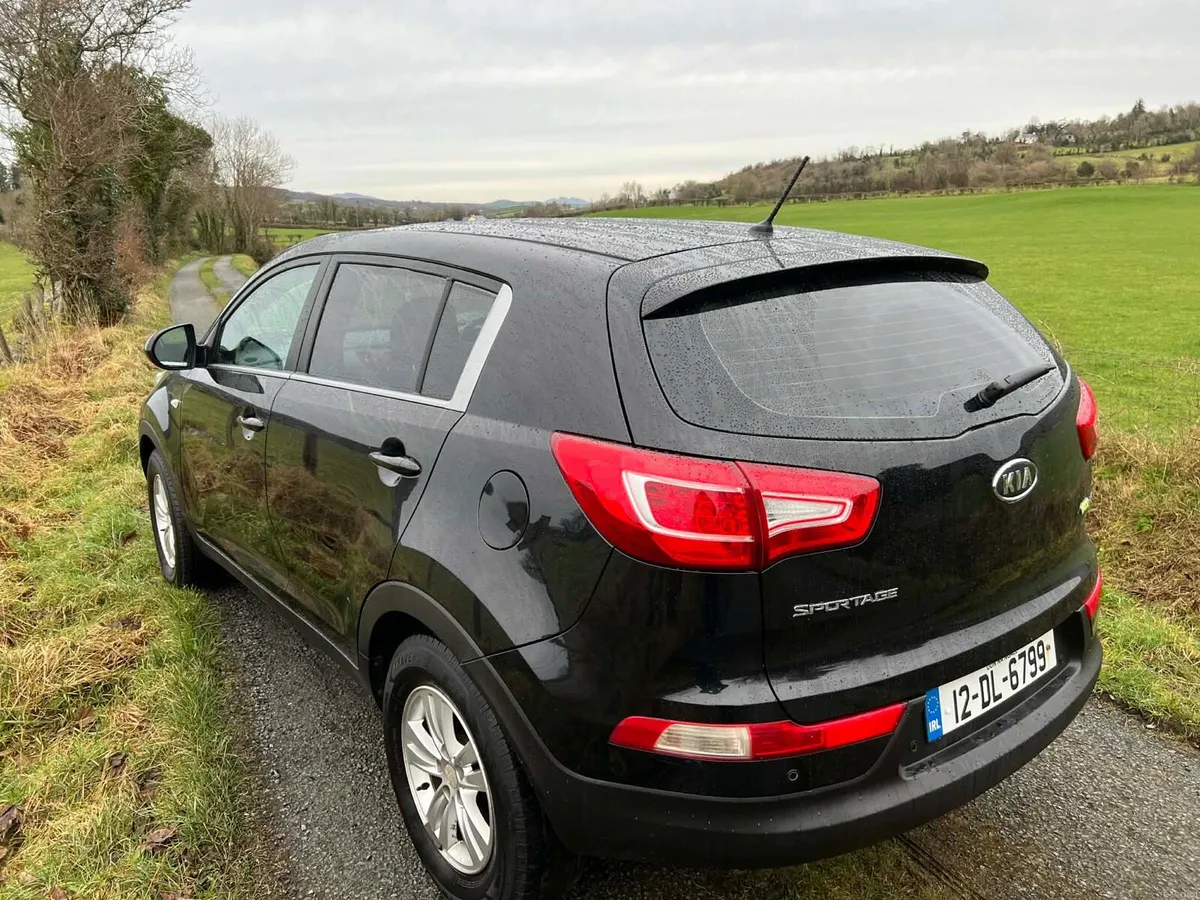 2012 Kia sportage - Image 4