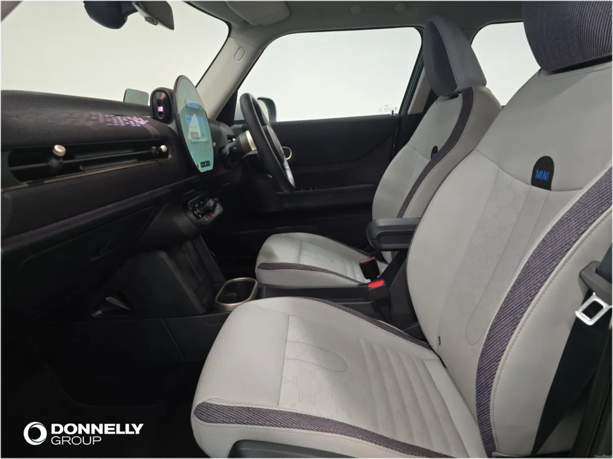 MINI Cooper Hatchback C Classic - Image 4