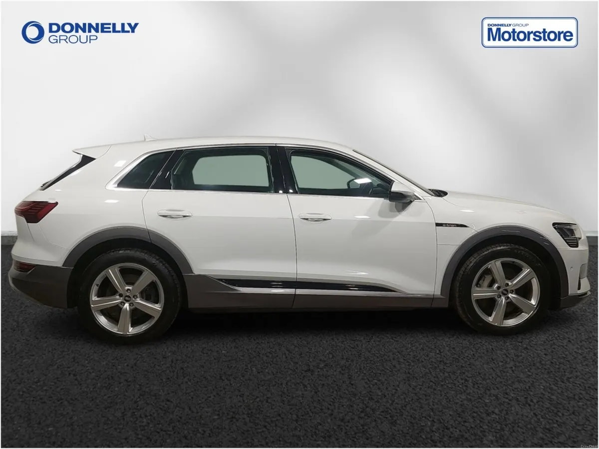 Audi E-tron Estate Technik - Image 3