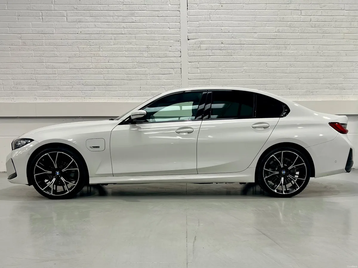 BMW 3 Series 330e M Sport G20 LCI PHEV 290bhp Auto - Image 4