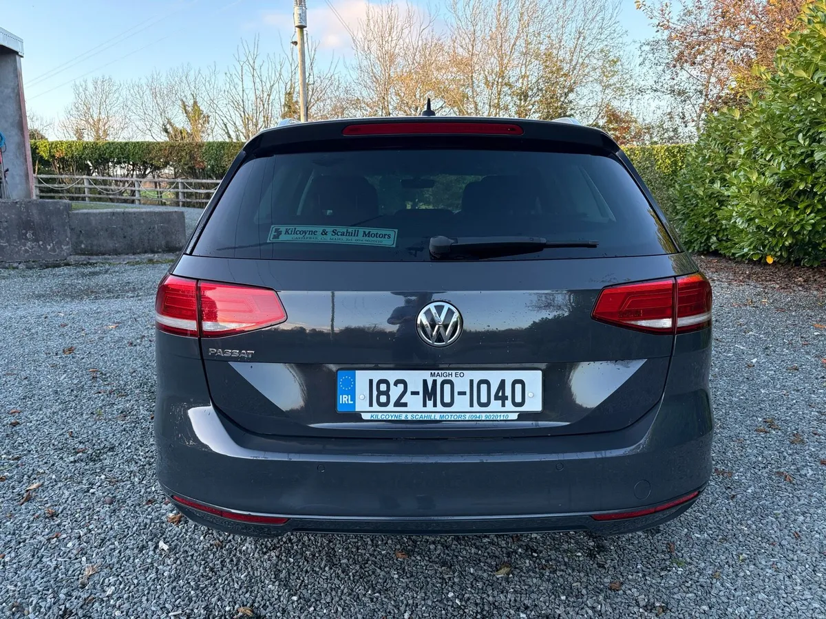 Volkswagen Passat 2.0LTR DSG Business edition - Image 4