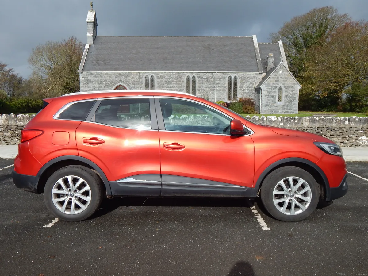 2017 Renault Kadjar Dynamique NCT 01/27 - Image 2